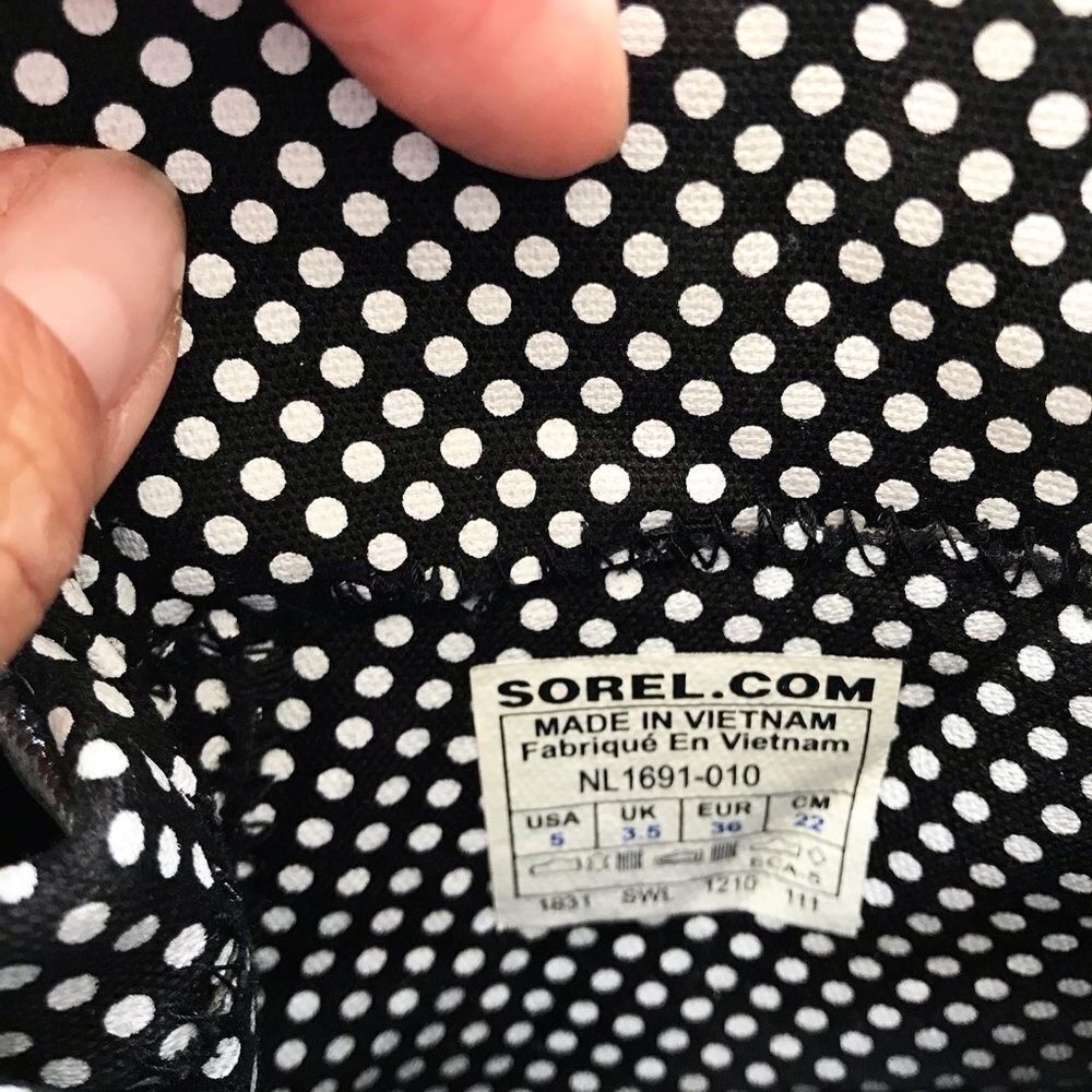 Sorel Black lace up short rain Boots Size 5 - Picture 8 of 8